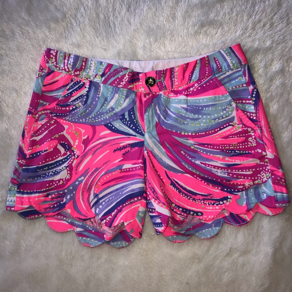 Lilly Pulitzer Buttercup shorts Oh My Guava SZ 00